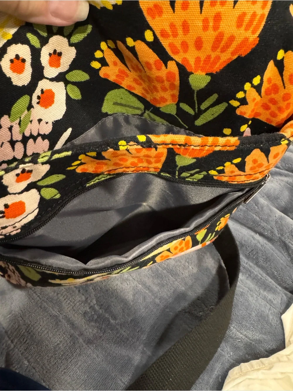 Vera Bradley Floral Quilted Crossbody Bag in Black and Orange; EUC